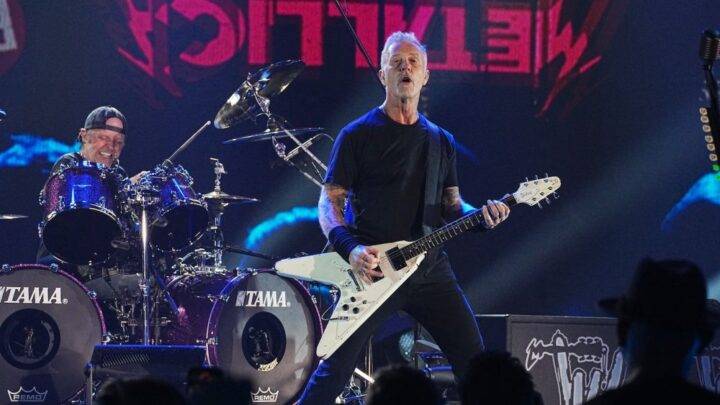 METALLICA Streams New Single "Screaming Suicide" After Controversy in 2022 breaking news