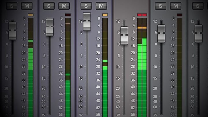 In-Depth Guide to Gain Staging a Signal Chain